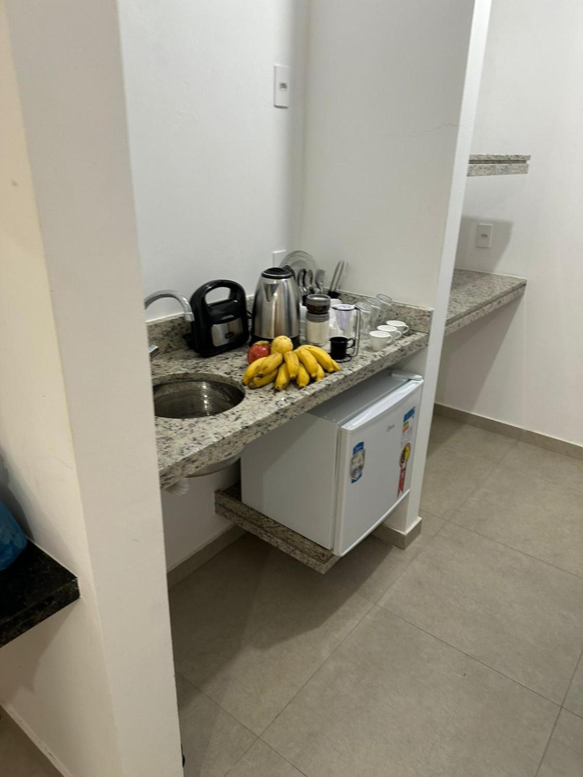 Suite Grega 5- Centro Da Vila Abraao Abraão Exterior foto